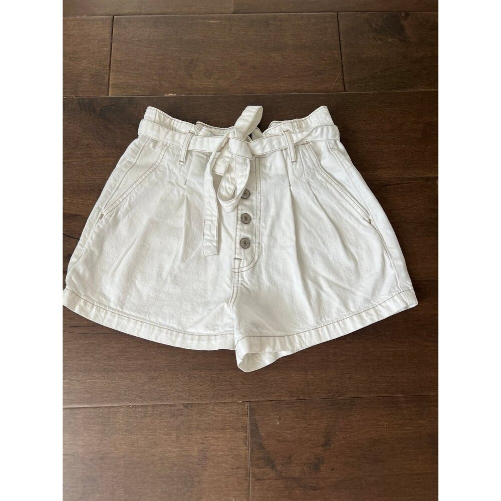 Abercrombie and Fitch White Paper Bag Tie High Waisted Shorts